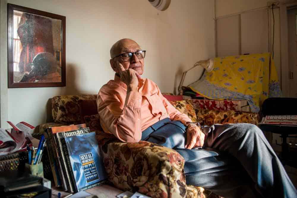 Dr. Watsa in his home in Vaishali Sinha's documentary Ask the Sexpert